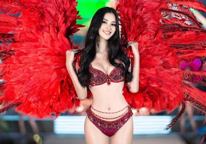 Tiểu Vy ngày càng bốc lửa khi hết nhiệm kỳ hoa hậu, thân hình không đầy đặn như lời đồn?-1