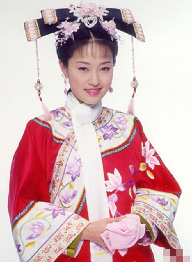 2 nàng Hạ Tử Vy Lâm Tâm Như - Mã Y Lợi: Người đen tình đỏ nghiệp, kẻ thị phi rợp trời nhưng đều bị cắm sừng tức tưởi-8