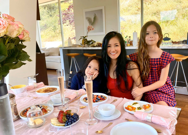 Cặp nhóc tỳ sinh đôi của Hồng Nhung: 8 tuổi thạo 3 thứ tiếng, được cho học toàn môn thượng lưu, xem học phí mỗi năm mà choáng-10