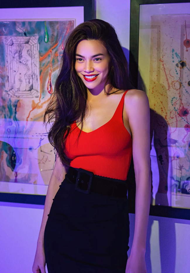 Hồ Ngọc Hà cười khổ trước cách ru con hài hước của Kim Lý-3