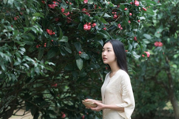 Gái xinh đóng MV Jack hoá ra là nàng thơ xứ Huế, từng chiếm spotlight tại Hoa hậu Việt Nam 2016-4