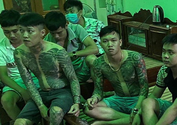 Lộ bí mật động trời” của 2 anh em xăm trổ trong căn nhà đáng ngờ ở Đồng Nai-1