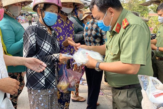 Liên quan bệnh nhân 1440: Tiền Giang tạm đóng cửa 1 quán ăn, Cần Thơ chỉ đạo khẩn