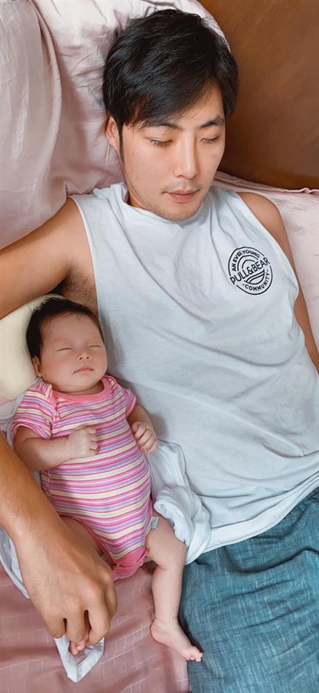 Sao Việt trầm cảm sau sinh: Nhã Phương sốc ngay tại bệnh viện, một nữ ca sĩ đã viết sẵn di chúc để tự tử-7