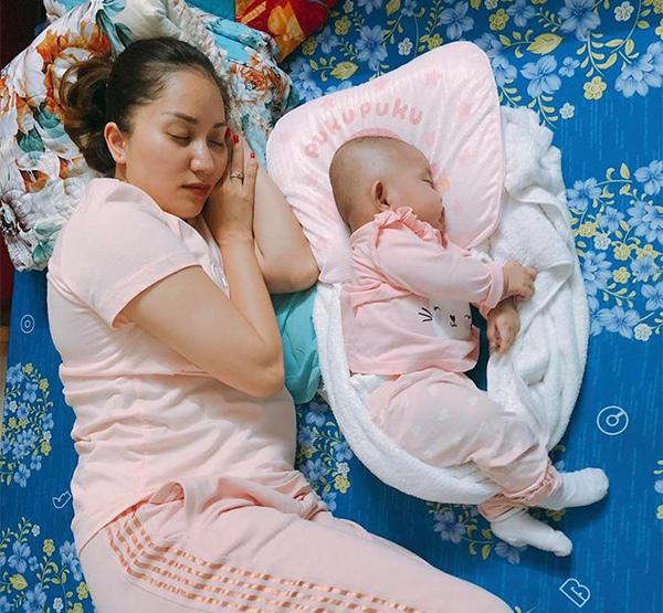 Sao Việt trầm cảm sau sinh: Nhã Phương sốc ngay tại bệnh viện, một nữ ca sĩ đã viết sẵn di chúc để tự tử-9
