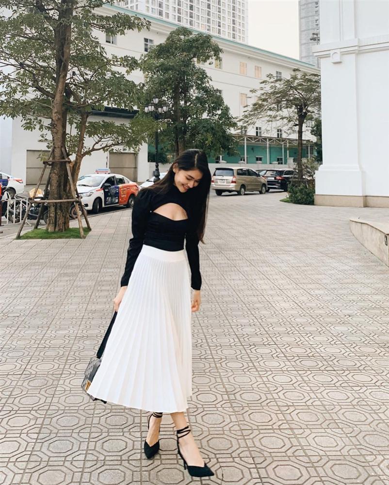 Đây là 4 mẫu chân váy tủ của các mỹ nhân Việt, chị em sắm theo thì sẽ mặc đẹp và sang mọi lúc mọi nơi-6