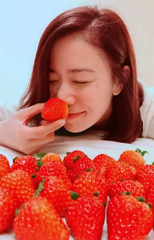 Xa Thi Mạn đã 45 tuổi nhưng da dẻ vẫn mượt mà láng mịn nhờ 6 bí kíp skincare-5