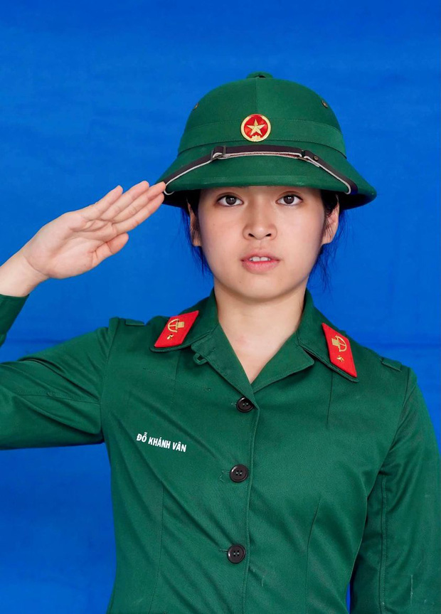 Khánh Vân khoe gia đình siêu lầy lại cưng chiều mình như công chúa, tiết lộ bị thầy giáo cấp 3 cho là học dốt vì... điệu quá-6