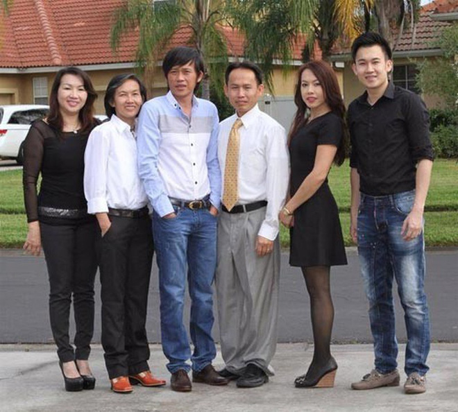 Sự hi sinh của Hoài Linh: Chấp nhận rửa bát ngoài chợ lo cho em ăn học-2