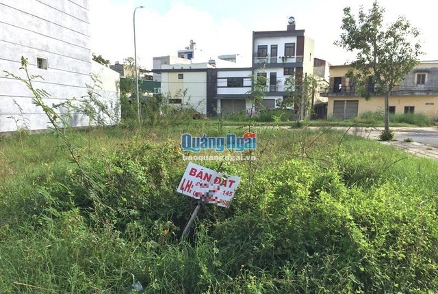 Còng lưng trả nợ vì lướt sóng theo đất bằng tiền ngân hàng-2