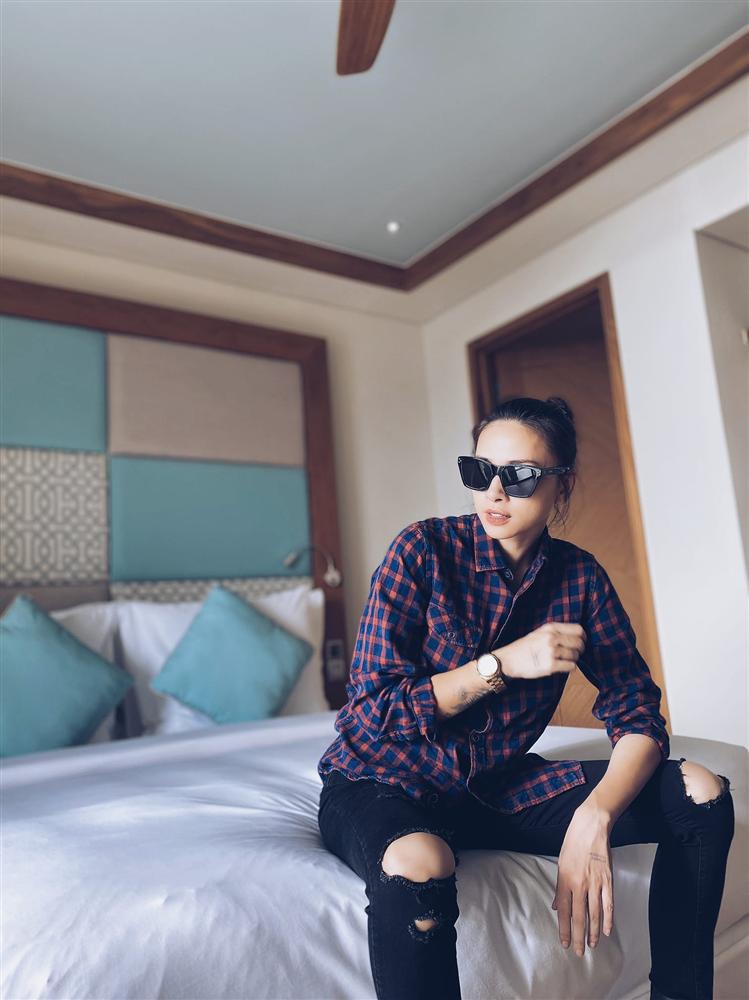 Ở tuổi 41, Ngô Thanh Vân đã lão hóa ngược còn diện đồ siêu trẻ và sành điệu,-14