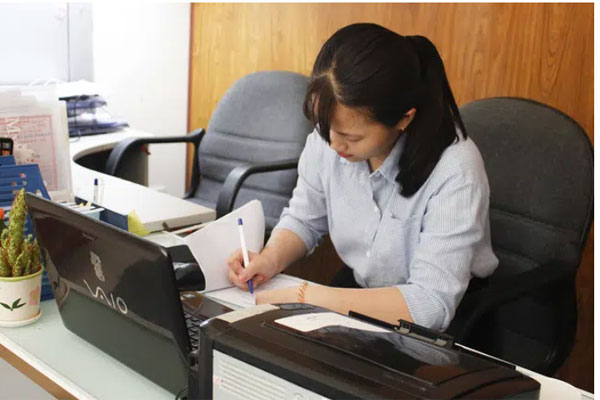 Xin nghỉ việc thời điểm trước Tết, cô nàng sale bị sếp dằn mặt, đòi lương ứng trước và màn miệt thị nhân viên khiến ai nấy sốc óc-1