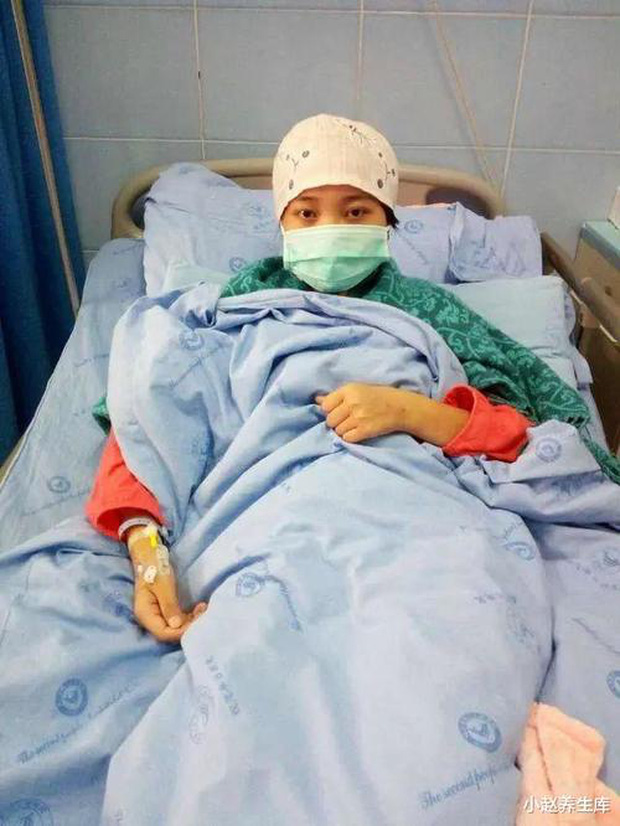 Thường xuyên ăn thức ăn để qua đêm, cô gái 28 tuổi phát hiện bị ung thư gan-1