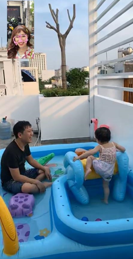 Nhã Phương tiết lộ khoảnh khắc Trường Giang chơi đùa với con gái cực đáng yêu-2