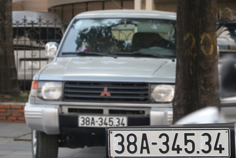 Che biển số ô tô, lộ rõ sự xấu xí của nhiều tài xế Việt-5