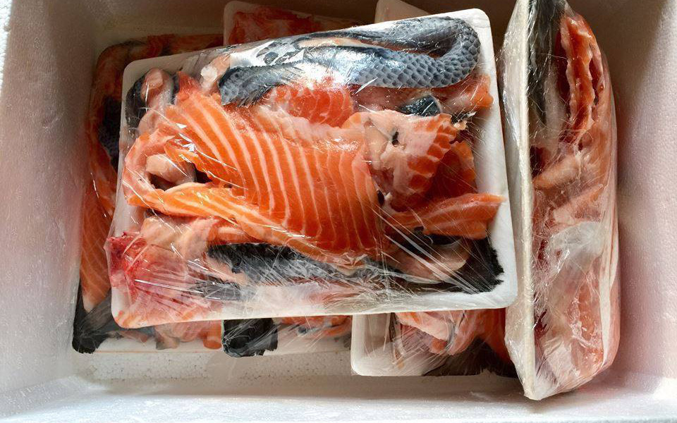 2020: Năm hải sản nhà giàu bán đầy chợ với giá rẻ, hàng loạt hình thức bán hàng mới mẻ ra đời được người tiêu dùng ưa chuộng-3