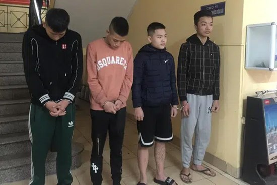 Hà Nội: Bắt giữ ổ nhóm gây ra gần 20 vụ cướp giật đường phố