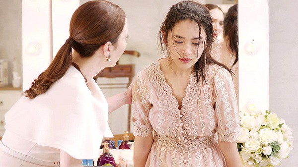 Nhỡ xe ngủ nhờ nhà cô bạn thân, tôi run rẩy phát hiện những bí mật ghê tởm-1
