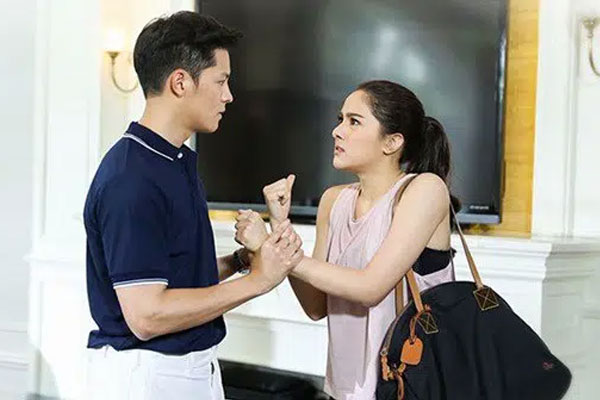 Chứng kiến cảnh mẹ nằm liệt giường còn bị con dâu xúc phạm, chồng thẳng tay đuổi vợ ra khỏi nhà, nhưng chỉ 1 tuần sau anh hối hận vô cùng-1