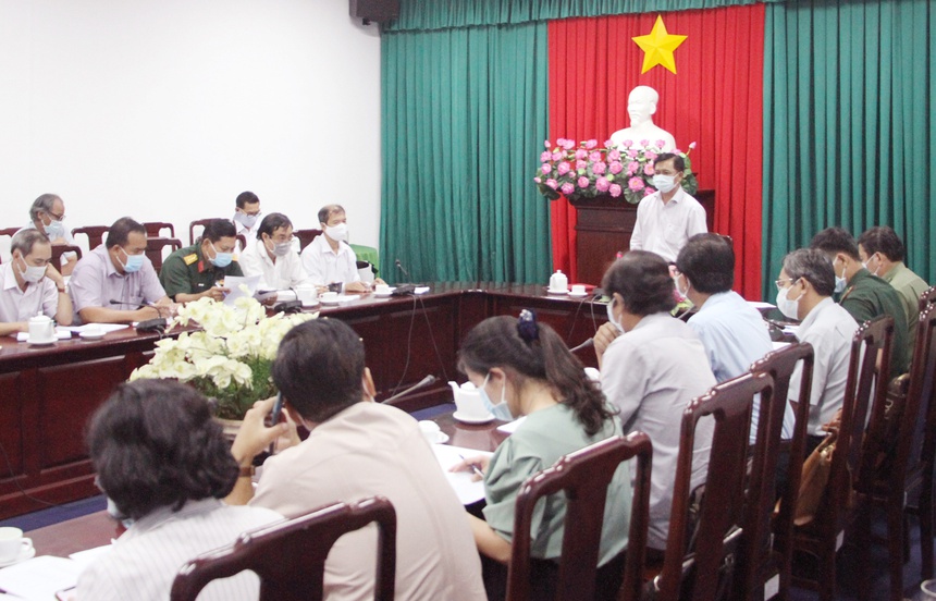 Lịch trình phức tạp của tài xế chở bệnh nhân 1440-2