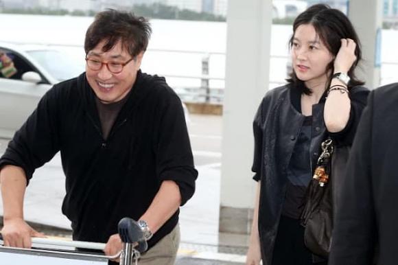 Ngỡ ngàng trước nhan sắc bị thời gian bỏ quên của chồng Lee Young Ae dù gần 70 tuổi-5