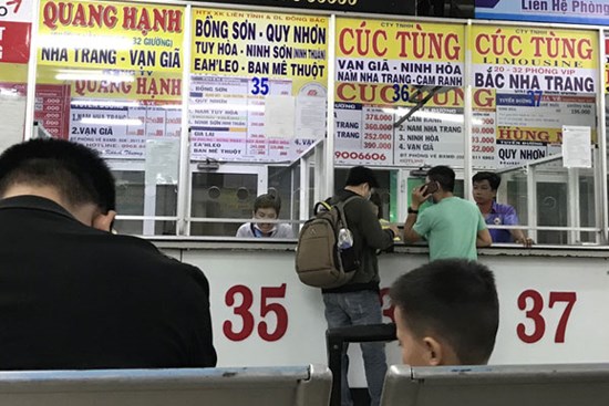 Đón tết 2021: Vé xe khách tăng sốc, cao ngang ngửa vé bay Vietnam Airlines
