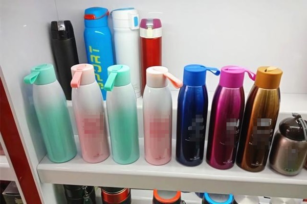 Trông tưởng hữu dụng nhưng thực chất những món đồ này rất vô vị, nếu muốn đi du lịch vào dịp Tết dương lịch hãy bỏ chúng ở nhà cho nhẹ người-3