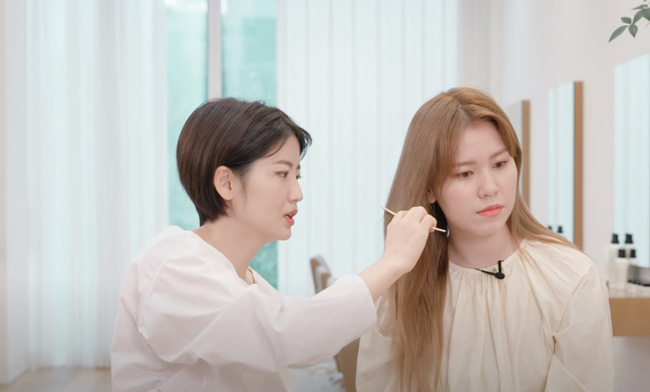 Hairstylist hàng đầu Hàn Quốc chỉ ra lỗi sai cơ bản khi dùng dầu xả khiến tóc nhanh bết và chẳng cải thiện nhiều-4