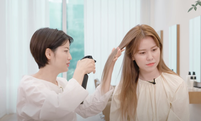 Hairstylist hàng đầu Hàn Quốc chỉ ra lỗi sai cơ bản khi dùng dầu xả khiến tóc nhanh bết và chẳng cải thiện nhiều-2