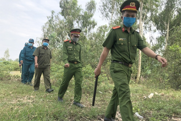 Phát hiện thêm cô gái ở cùng nhóm người nhiễm Covid-19 nhập cảnh chui về Việt Nam-1