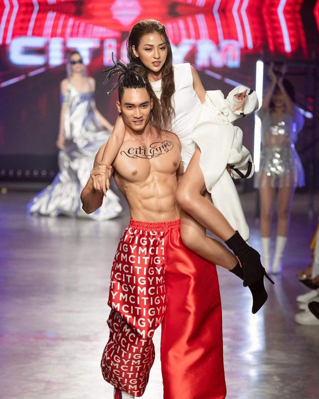 TikToker Lê Bống chung khung hình với Thanh Tâm bắp cần bơ: Thị phi ngang ngửa nhưng nhan sắc ai nhỉnh hơn?-8