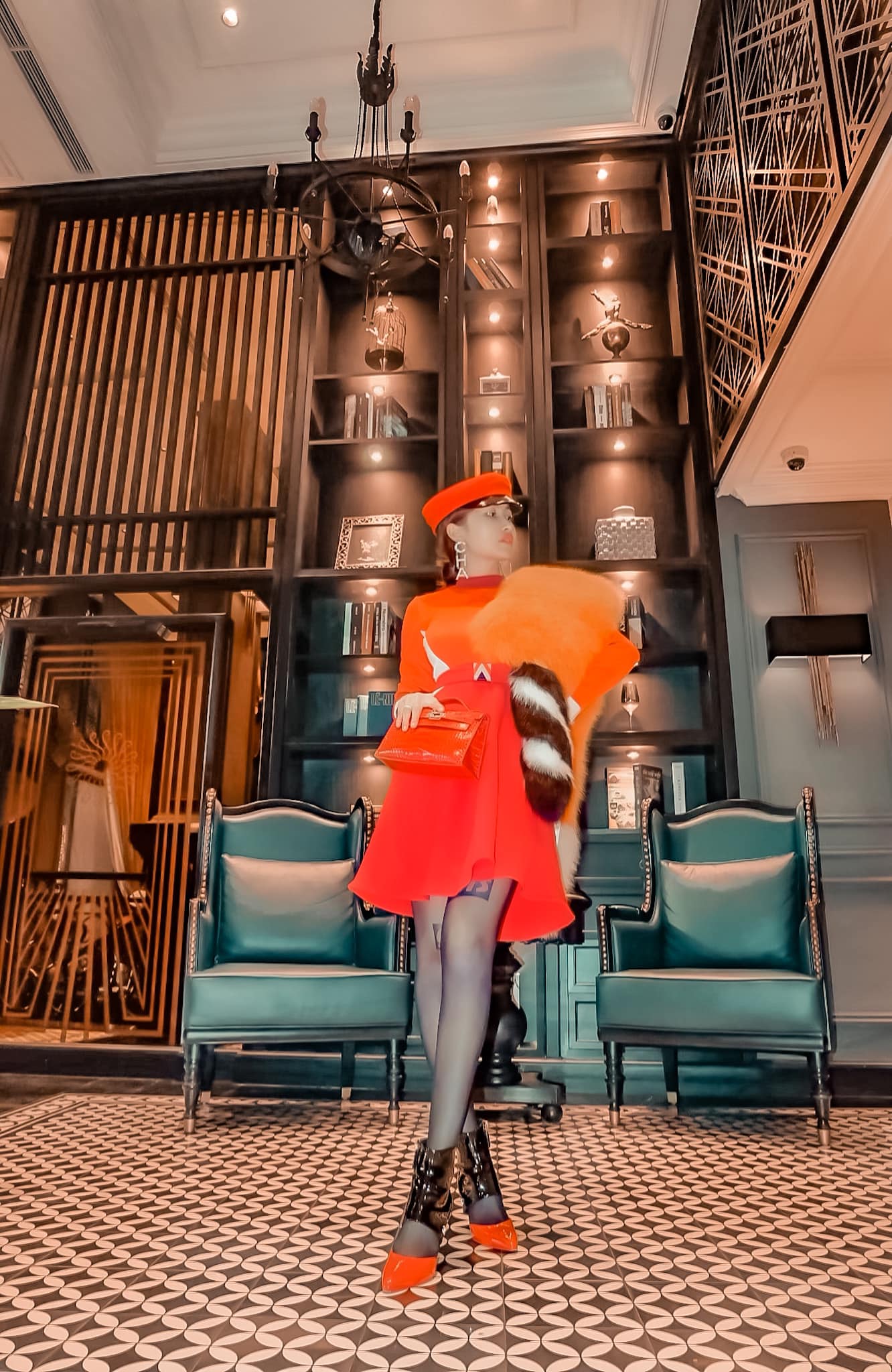 Đệ nhất mỹ nhân phá hàng hiệu là vợ 2 Minh Nhựa: Tiền không thiếu nhưng độ sang luôn ở mức âm vô cùng-4