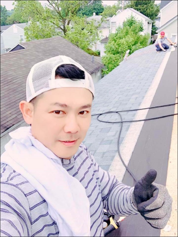 Cuộc sống mưu sinh xa vợ con trên đất Mỹ của ca sĩ Vân Quang Long-2