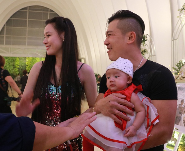 Cuộc sống mưu sinh xa vợ con trên đất Mỹ của ca sĩ Vân Quang Long-3