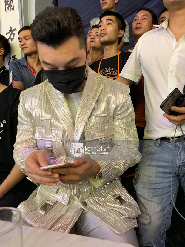 Ưng Hoàng Phúc: Bệnh tình của Vân Quang Long trước khi qua đời và di nguyện cuối đời của cố nghệ sĩ-2