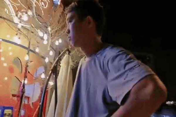 Chùm ảnh chứng minh câu nói Con trai nghịch lắm, đẻ con gái hiền lành hơn là sai quá sai-8