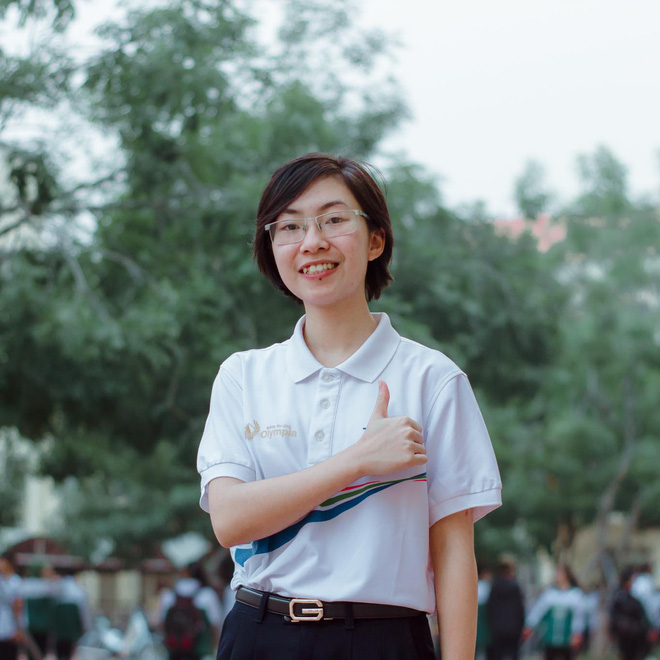 Quán quân Olympia gây tranh cãi nhất: Ngoại hình lột xác xinh bất ngờ, ghi 1 dòng trên profile được khen khiêm tốn quá!-3
