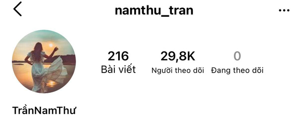 Khánh Vân chỉ follow duy nhất 2 người trong hội chị em Sao Nhập Ngũ 2020 trên Instagram-2