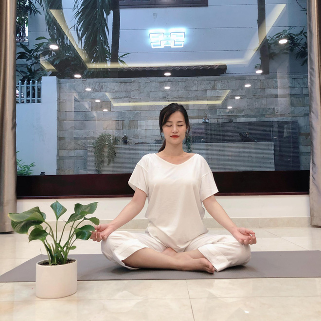 Nhà Đông Nhi - Ông Cao Thắng thuộc hệ giàu có điển hình, có vườn nhỏ để chill”, sân thượng sống ảo bao đẹp”-4