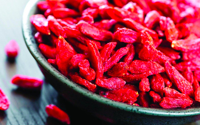 Tuyệt chiêu chăm chồng cho hội gái đoảng: Chỉ cần luộc trứng với thứ này, anh xã dù bao nhiêu tuổi cũng trở về thời sung mãn!-2