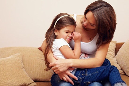 Không phải trẻ mắc lỗi là có thể mắng mỏ vô tội vạ, bố mẹ nên biết 6 mẹo sau để phê bình hiệu quả mà không làm tổn thương con cái