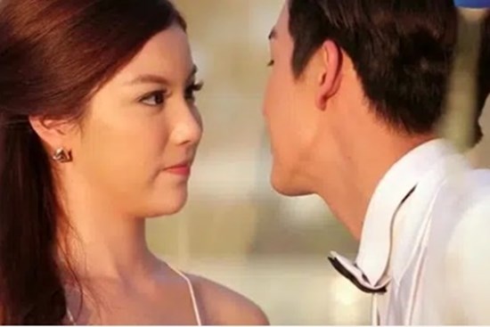 Bố vợ bị tai nạn nhưng chồng điềm nhiên nói: 