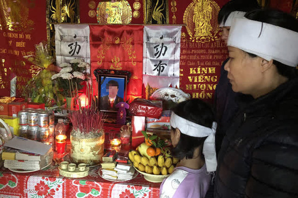 Xã giàu nhất nước, dân làng sắm 300 ô tô chạy chật đường, giờ hoang tàn ảm đạm-8