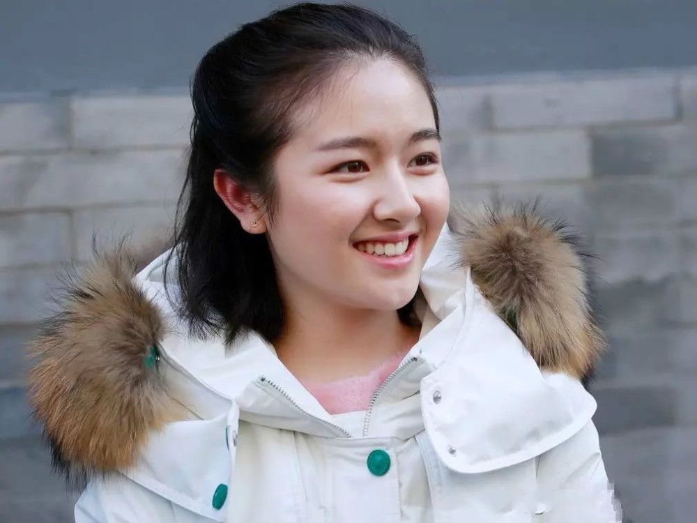 Nữ sinh bị tổn thương thực quản, rối loạn tâm thần chỉ vì bắt chước theo trào lưu của các bạn ở trường học-3