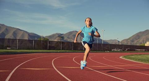 Nữ sinh bị tổn thương thực quản, rối loạn tâm thần chỉ vì bắt chước theo trào lưu của các bạn ở trường học-6