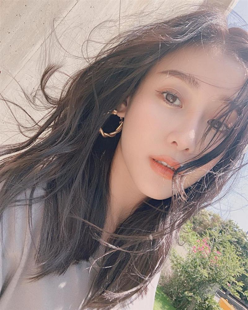 4 điều tối kị khi make up mà các nàng có thể học ngay từ phim Hàn: Đừng để năm mới đến mà mặt mũi trông như hề-1