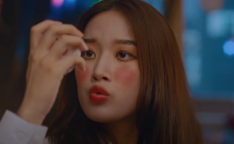4 điều tối kị khi make up mà các nàng có thể học ngay từ phim Hàn: Đừng để năm mới đến mà mặt mũi trông như hề-9
