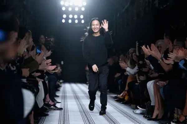 Nhà thiết kế gốc Á nổi tiếng thế giới Alexander Wang bị tố tấn công tình dục, cưỡng hiếp người mẫu nam-2