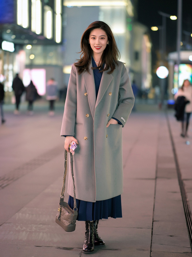 Street style trước thềm đi đón Giao thừa của các quý cô Châu Á: Dù trời lạnh vẫn mặc đẹp bất chấp-4