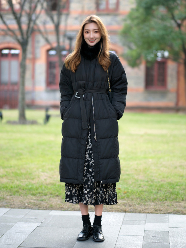 Street style trước thềm đi đón Giao thừa của các quý cô Châu Á: Dù trời lạnh vẫn mặc đẹp bất chấp-5